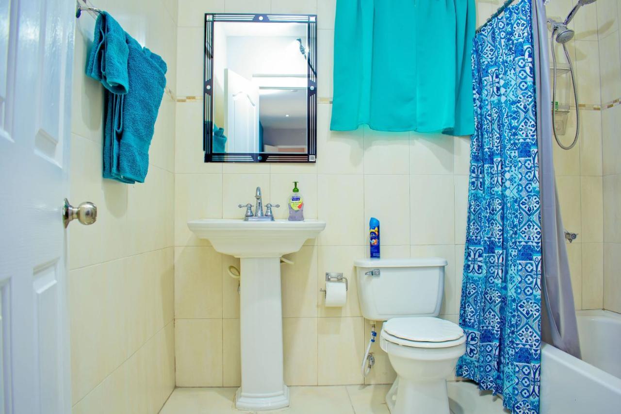 Donhead New Kingston Apt 5 Ngoại thất bức ảnh
